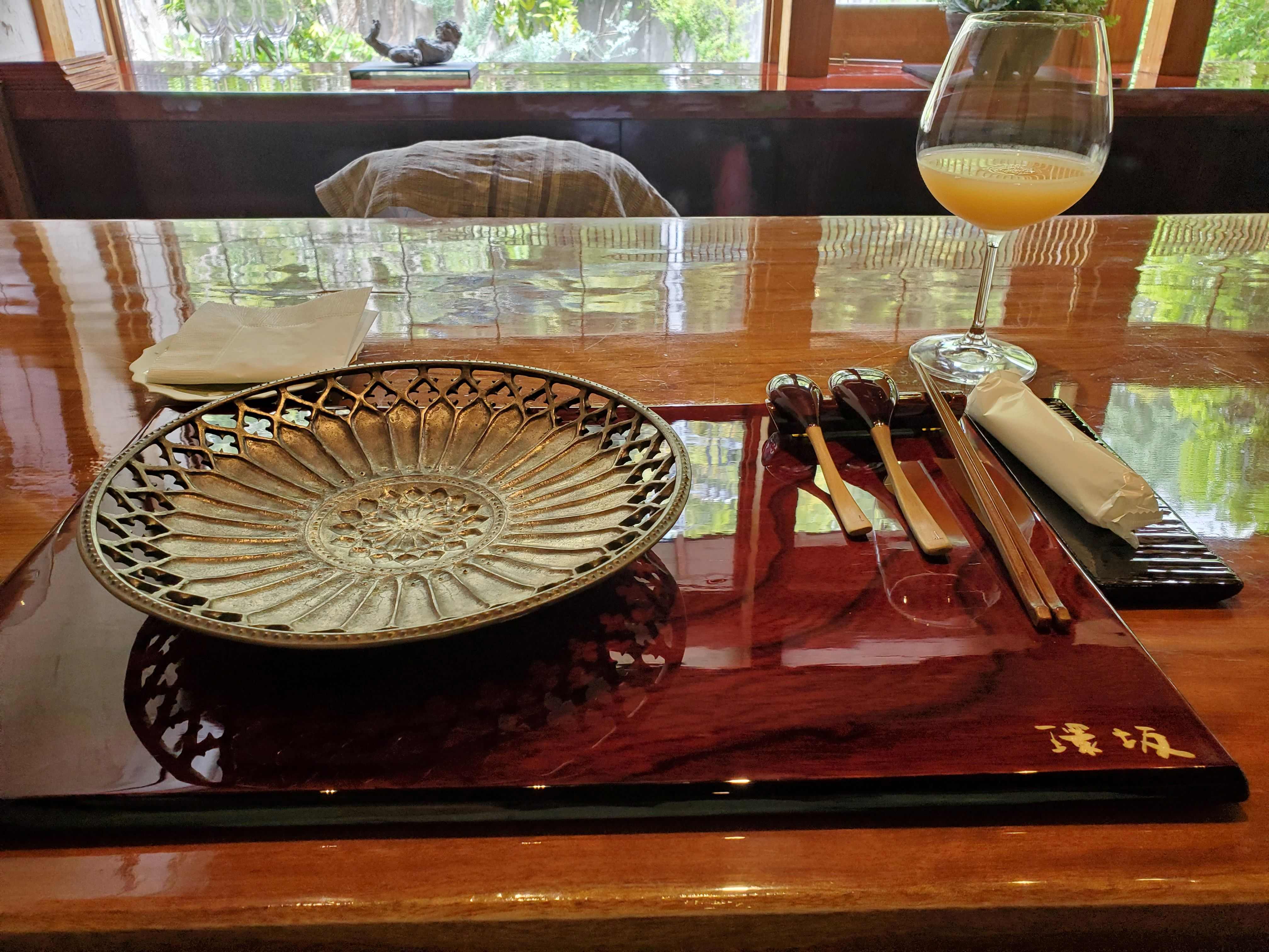 季節の食材を盛り付けた一皿