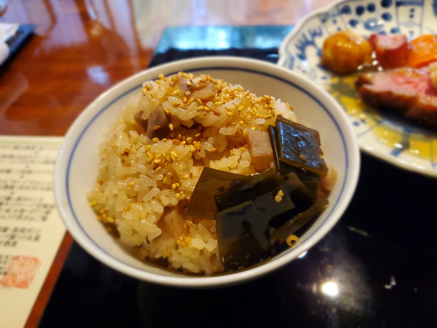 季節の炊き込みご飯